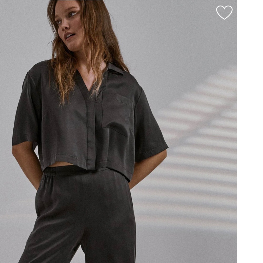Lunya Meditative Grey cropped silk sleep shirt, gently used, size M. Top only